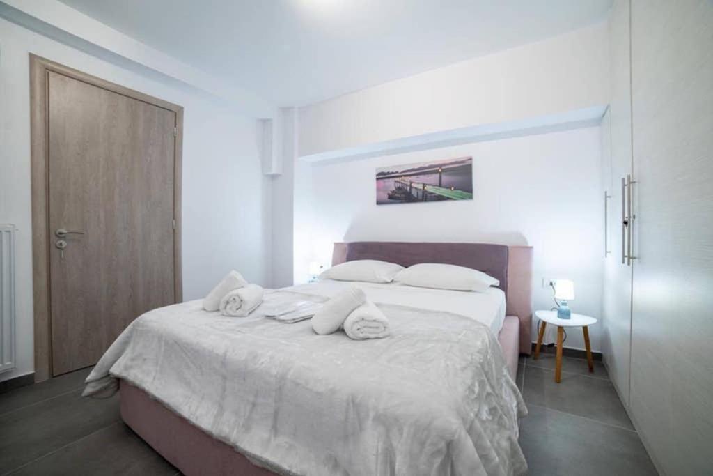 Brand New Aprt With Backyard In Lycabettus Hill ! Apartment Athens Ngoại thất bức ảnh