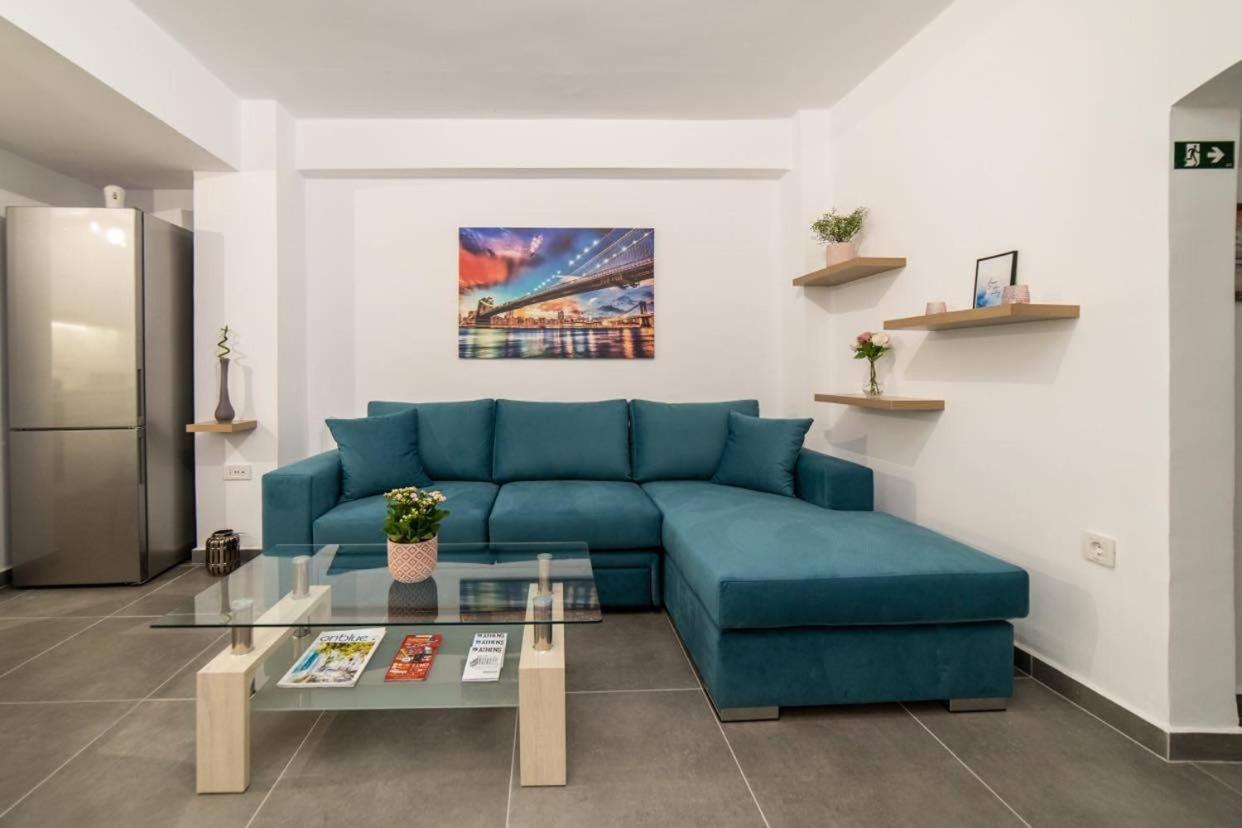 Brand New Aprt With Backyard In Lycabettus Hill ! Apartment Athens Ngoại thất bức ảnh