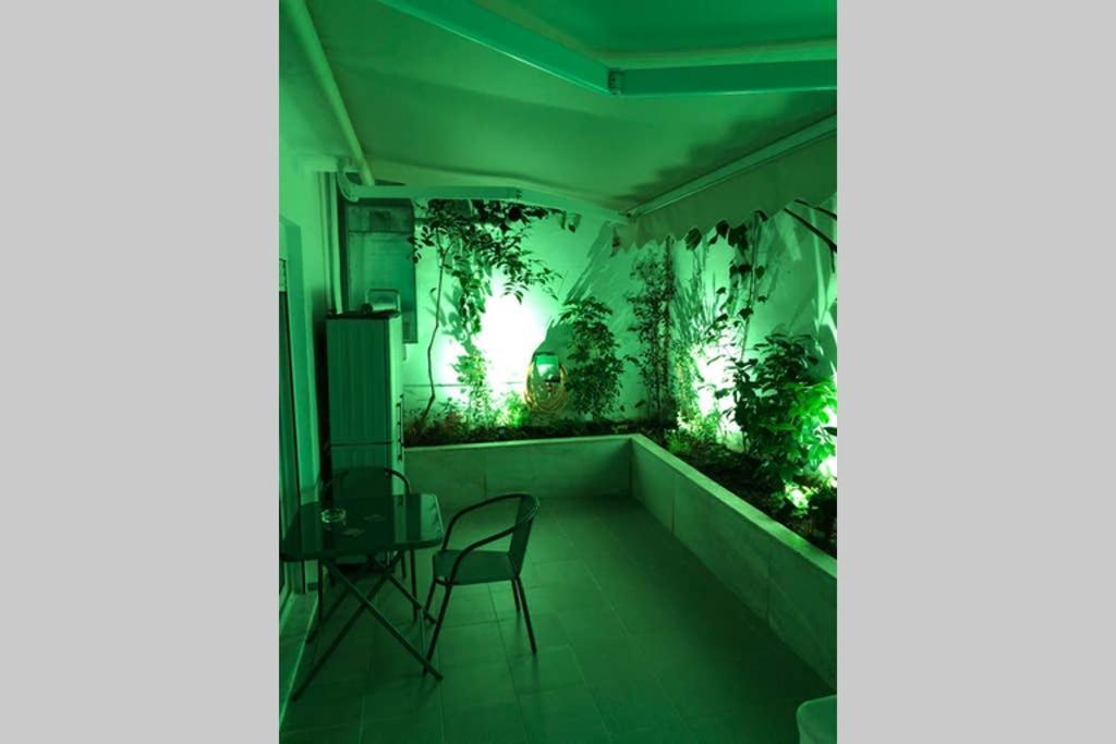 Brand New Aprt With Backyard In Lycabettus Hill ! Apartment Athens Ngoại thất bức ảnh