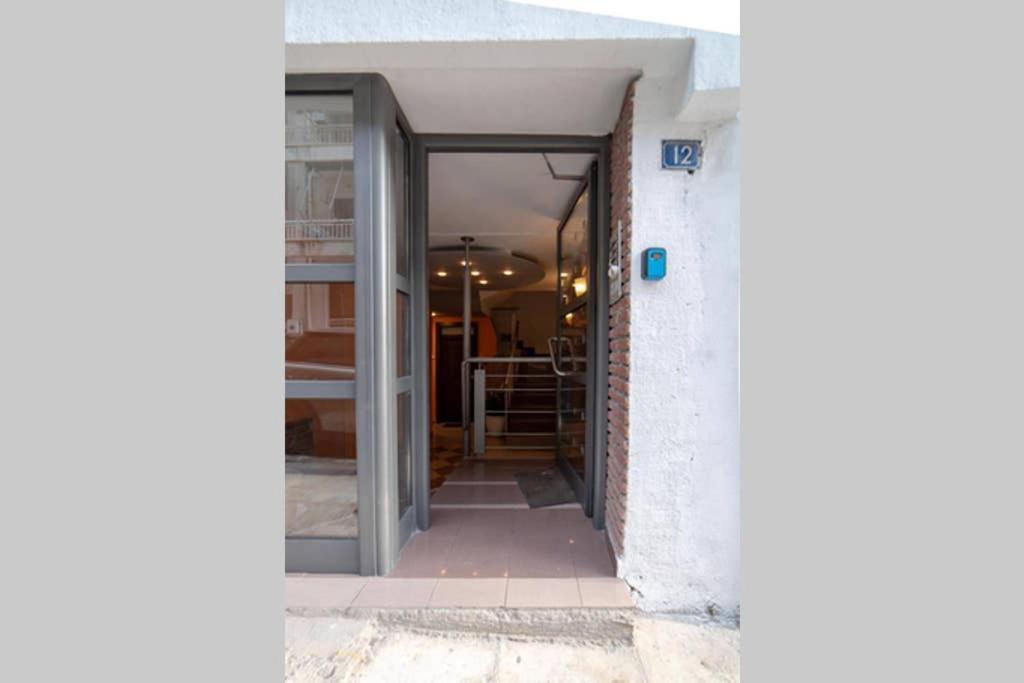 Brand New Aprt With Backyard In Lycabettus Hill ! Apartment Athens Ngoại thất bức ảnh
